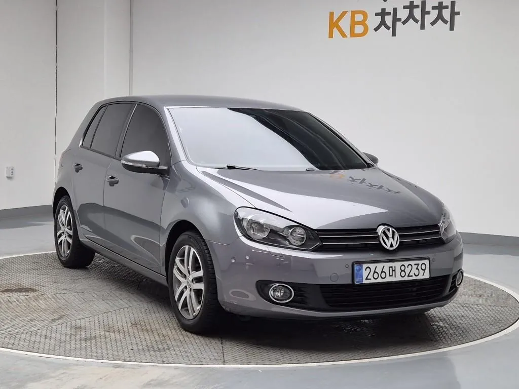 Volkswagen Golf 2011 photo 4