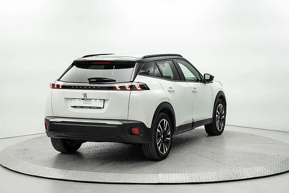 Peugeot E-2008 2022 photo 5
