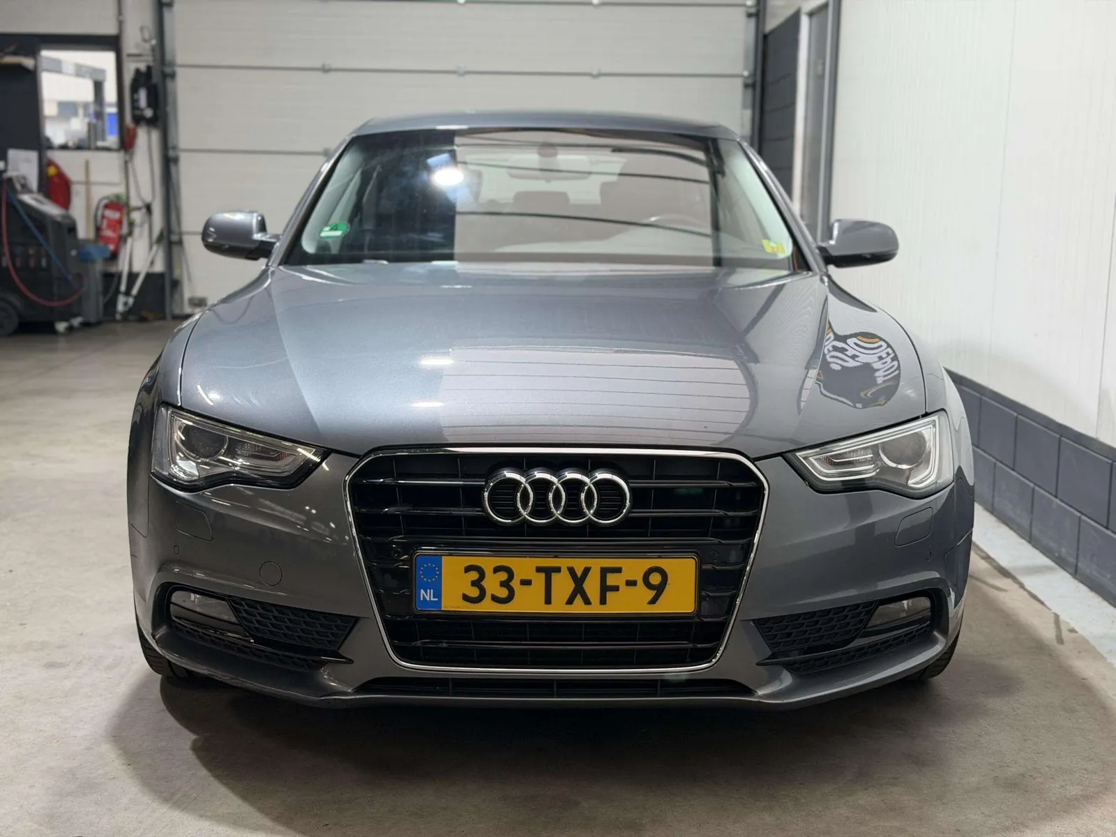 Audi A5 2012 photo 2