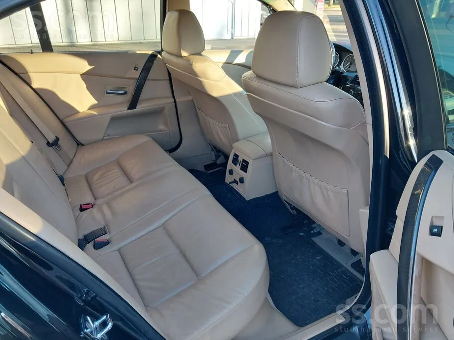 BMW E60 2006 photo 5