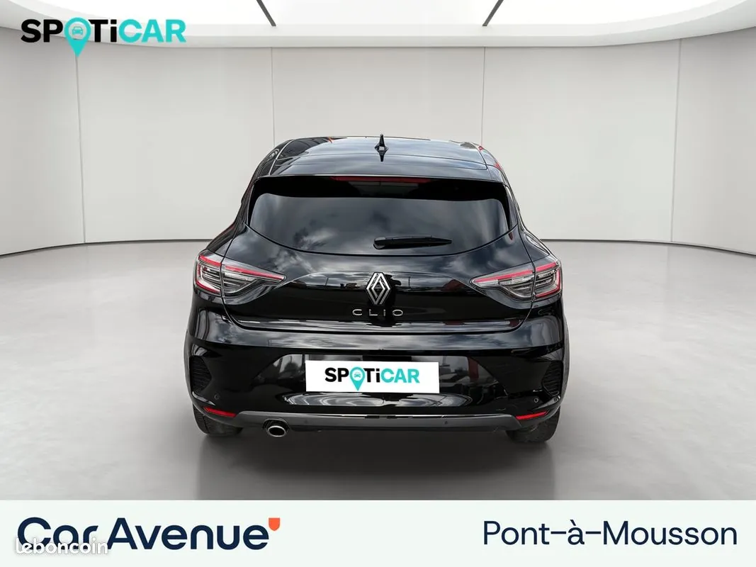 Renault Clio 2023 photo 4