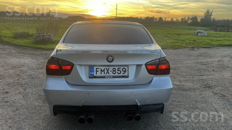 BMW 330I 2006 photo 4