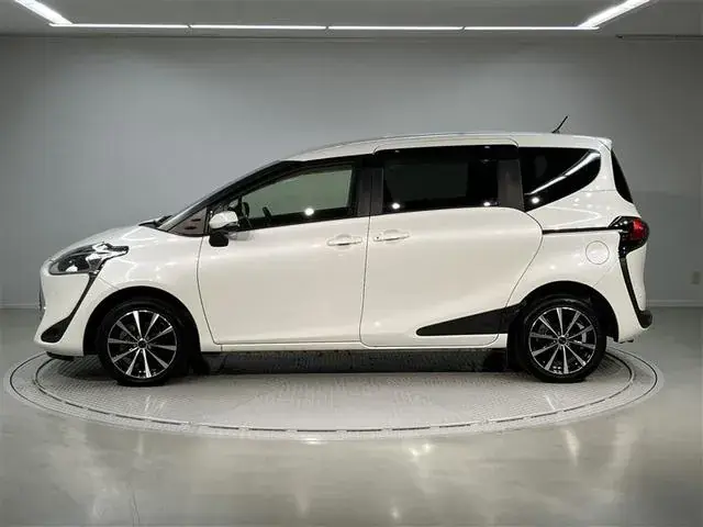 Toyota Sienna 2019 photo 2