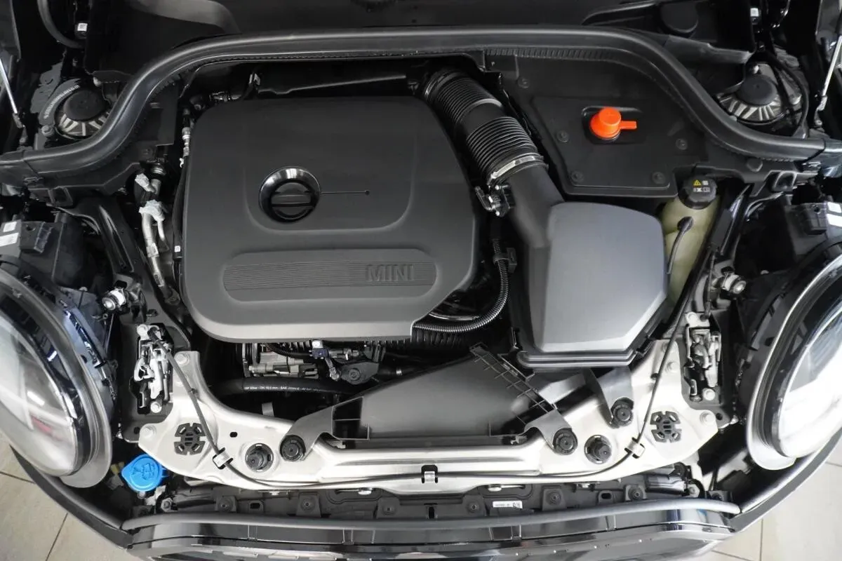 Mini Cooper 2026 photo 2