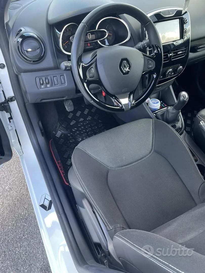 Renault Clio 2013 photo 5
