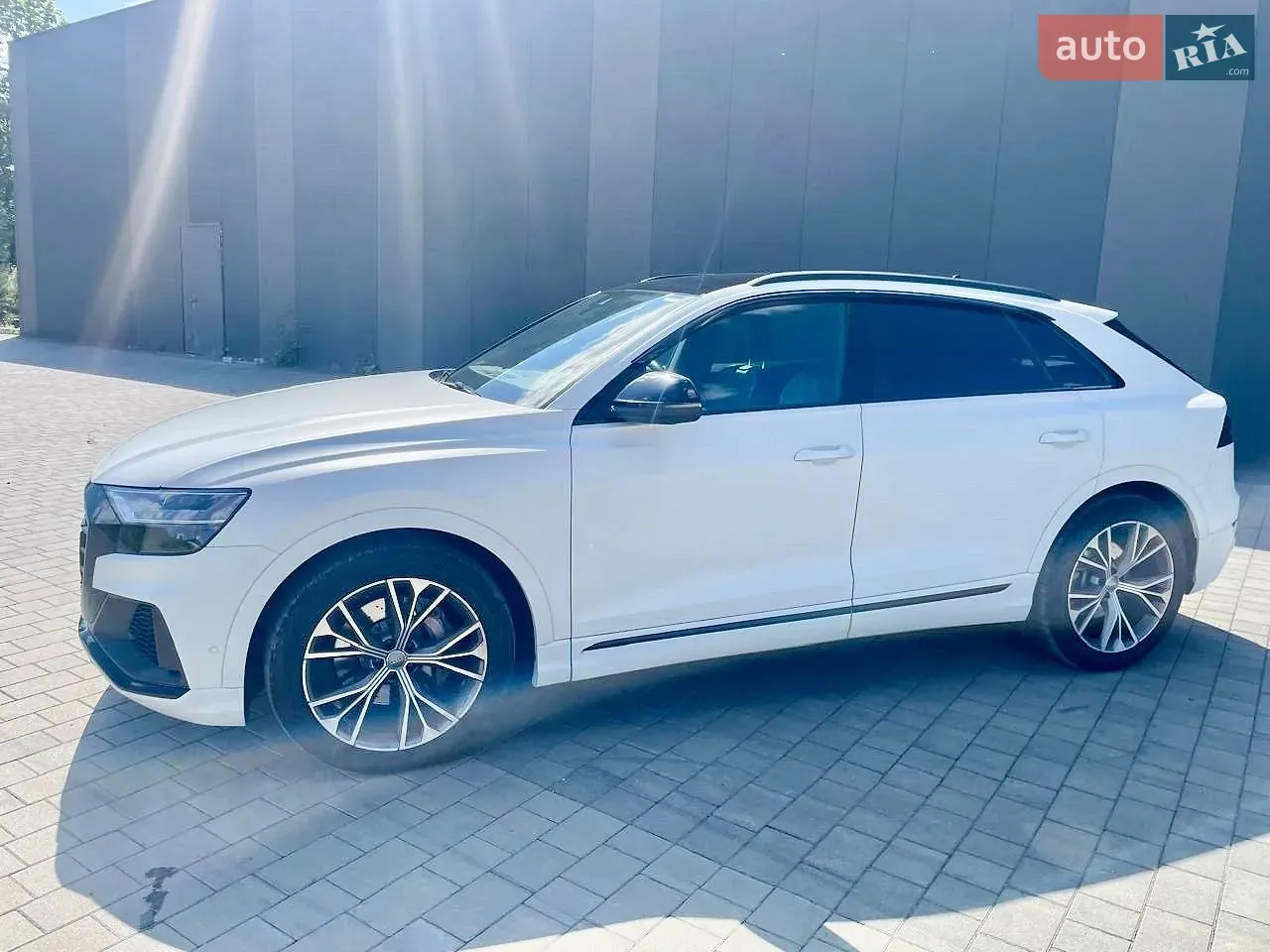 Audi Q8 2020 photo 4
