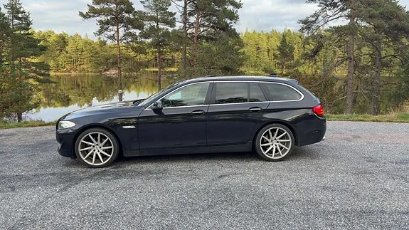 BMW 530Xd 2012 photo 3