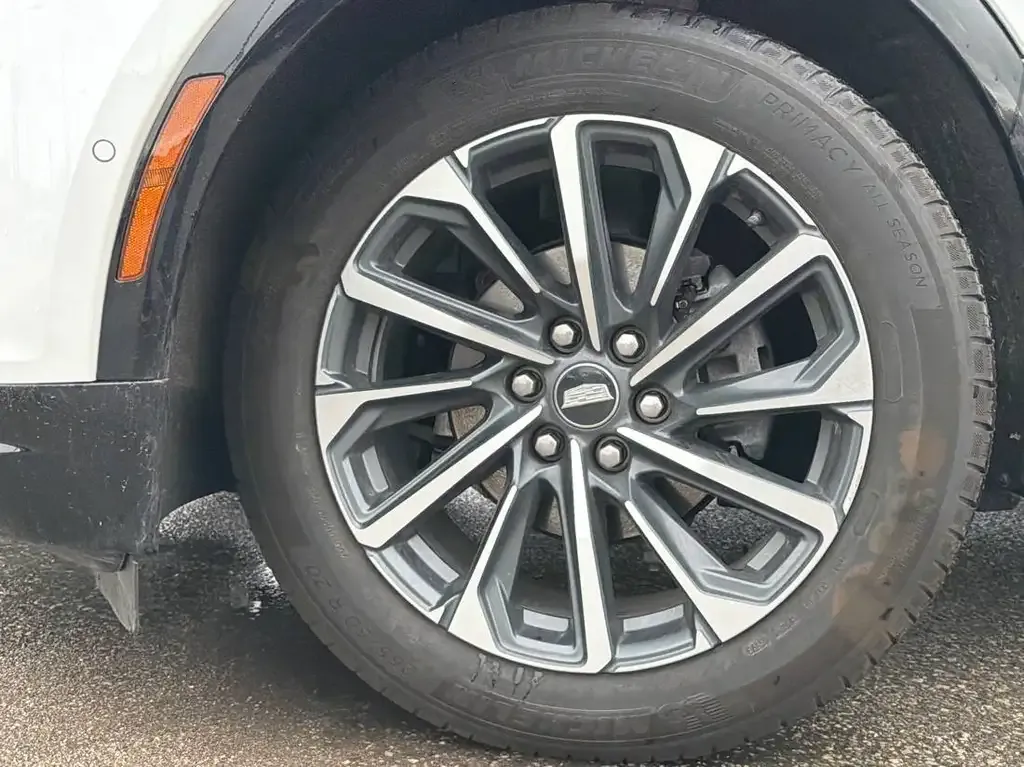 Cadillac Lyriq 2024 photo 2