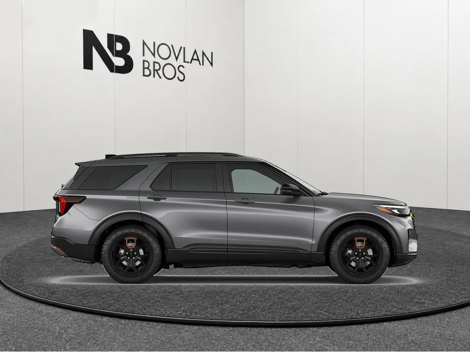 Ford Explorer 2026 photo 5