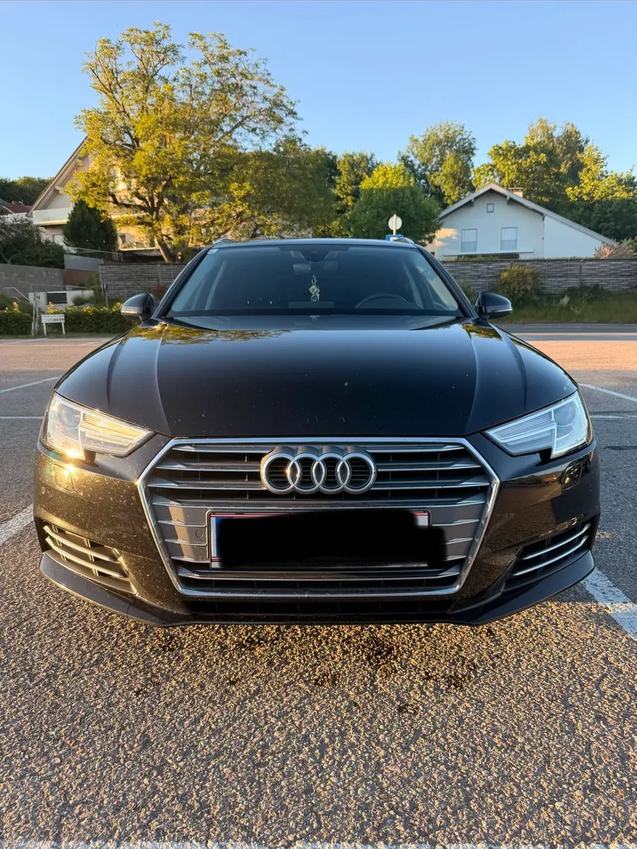 Audi A4 2018 photo 3
