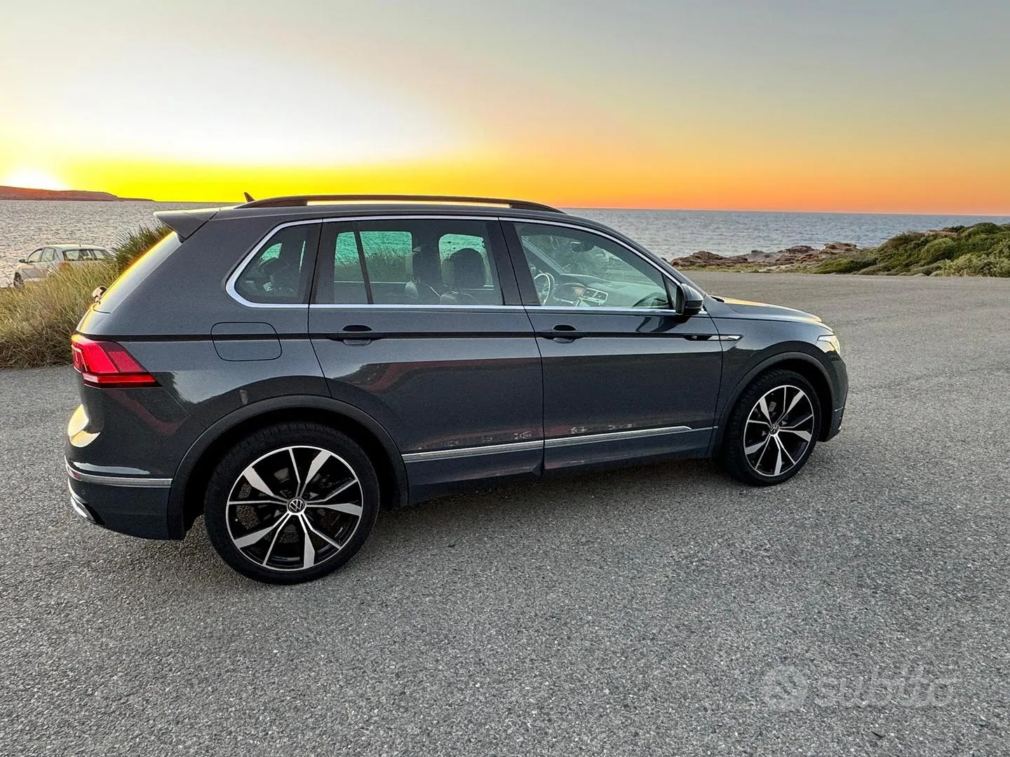 Volkswagen Tiguan 2022 photo 2