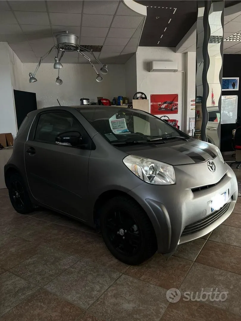 Toyota Iq 2010 photo 2