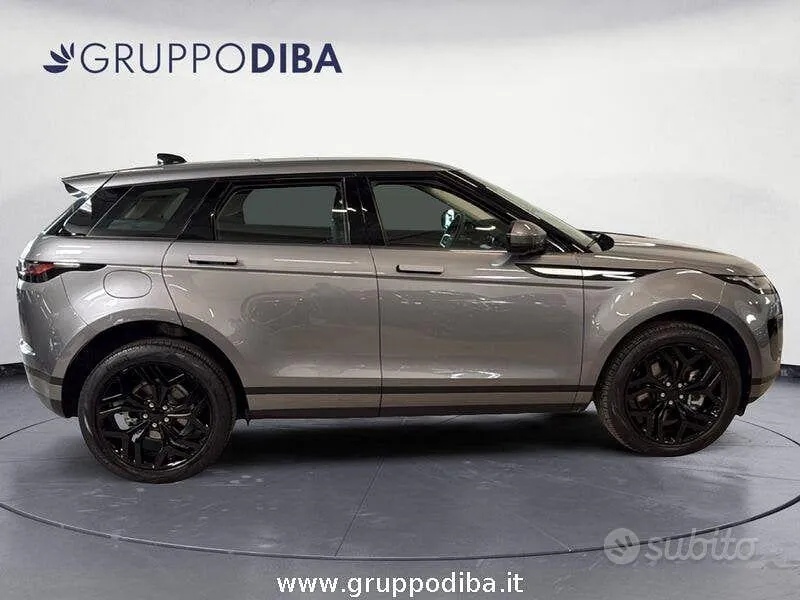Land Rover Range Rover Evoque 2022 photo 4