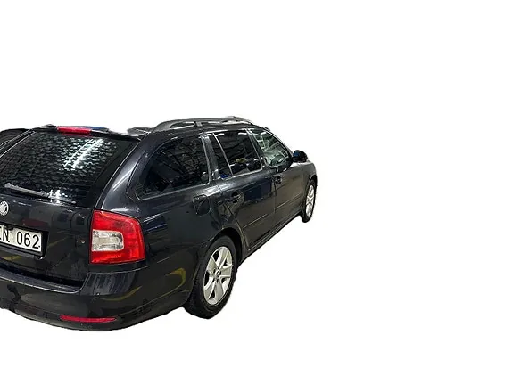 Skoda Octavia 2010 photo 5