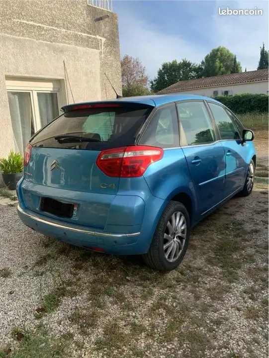 Citroen C4 Picasso 2008 photo 2