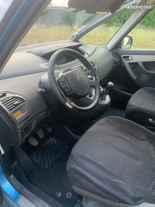 Citroen C4 Picasso 2008 photo 3
