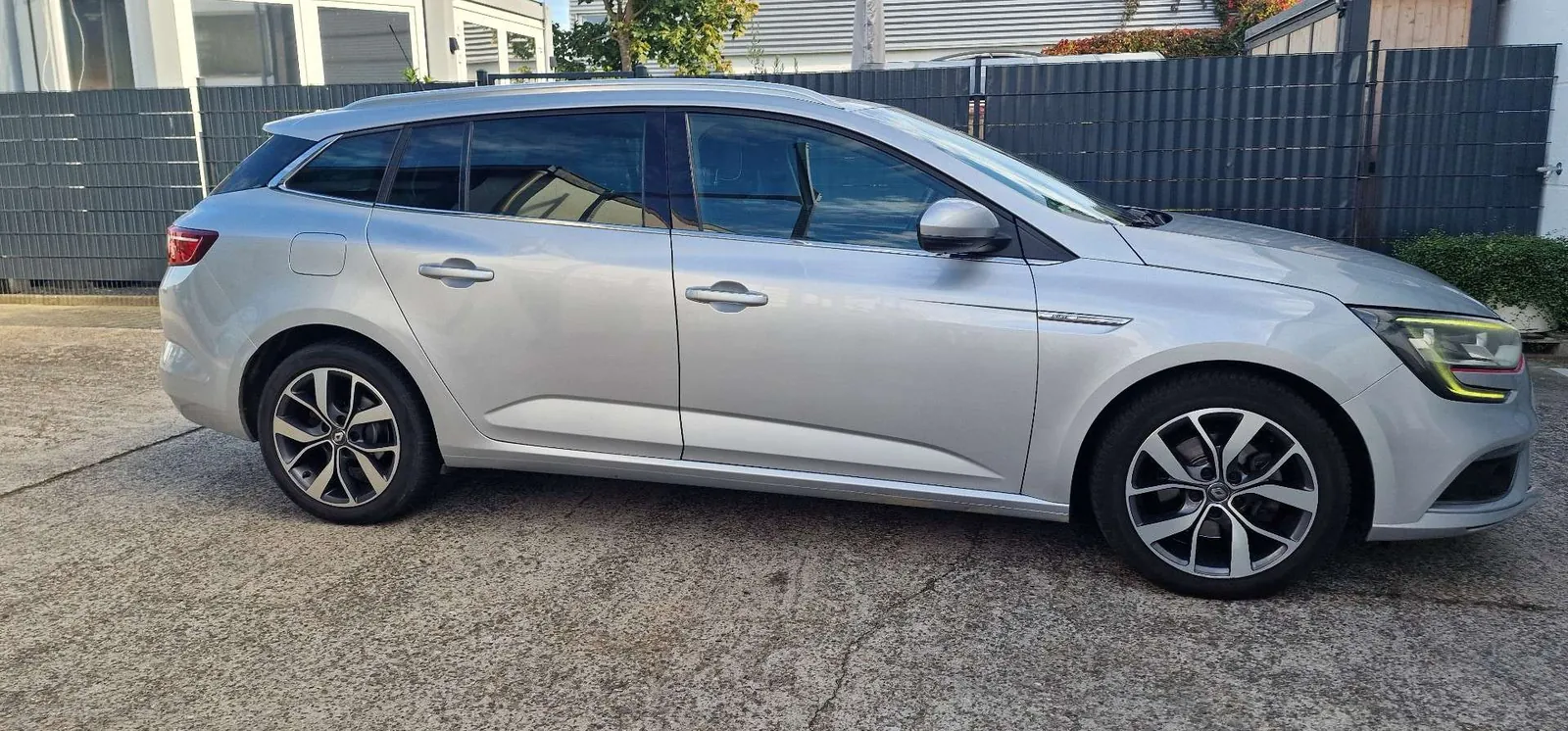 Renault Megane 2018 photo 5