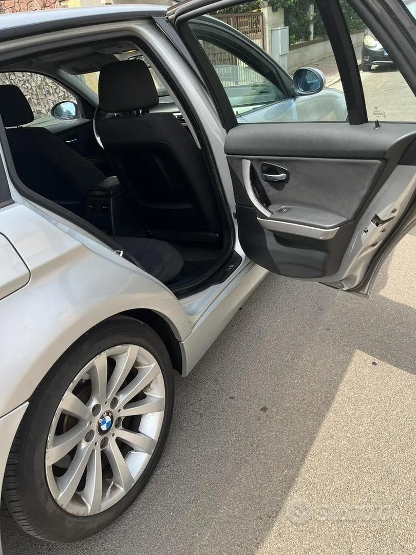 BMW 320D 2007 photo 2