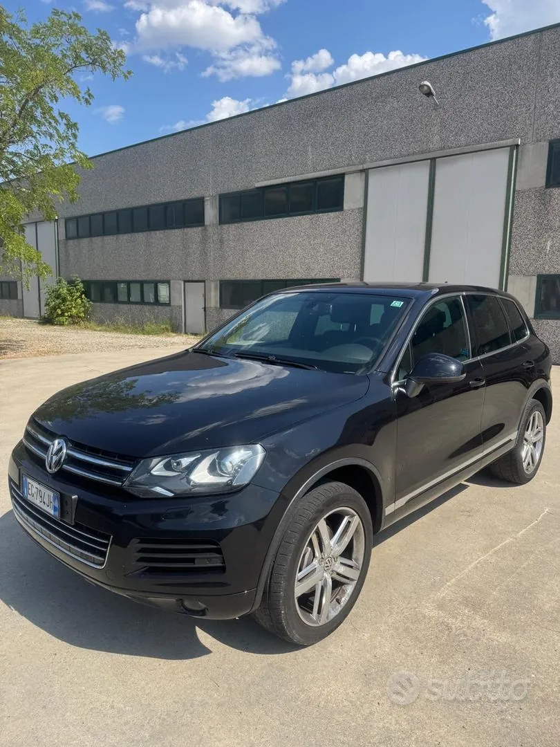 Volkswagen Touareg 2012 photo 2