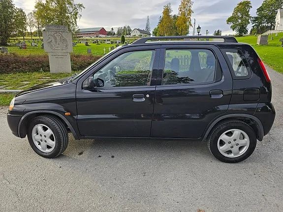 Suzuki Ignis 2006 photo 5