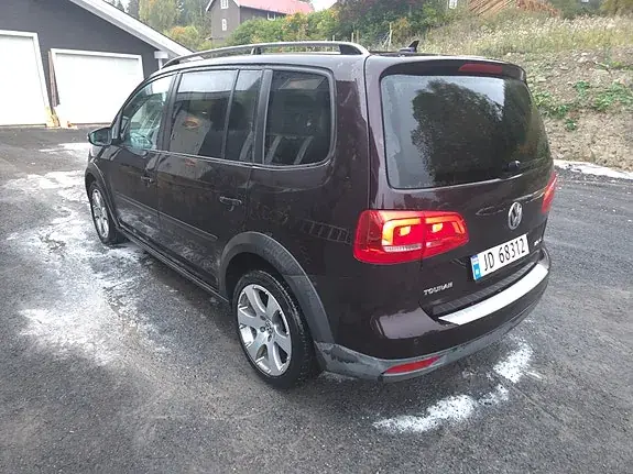 Volkswagen Touran 2014 photo 5