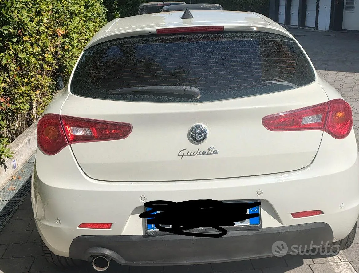 Alfa Romeo Giulietta 2014 photo 4