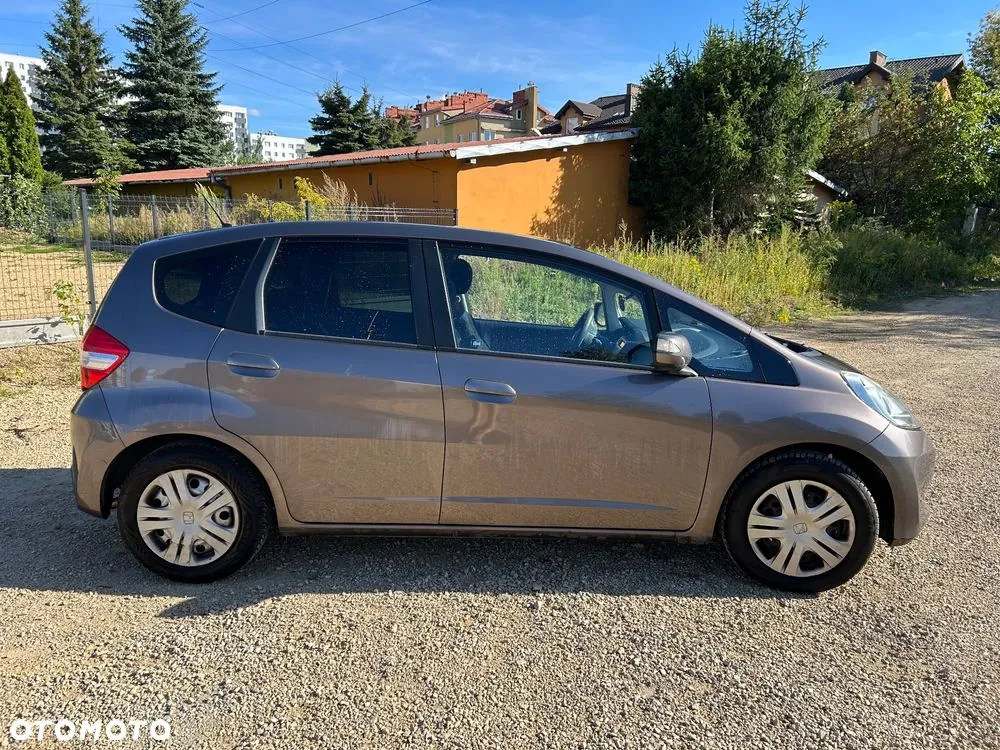 Honda Jazz 2011 photo 4