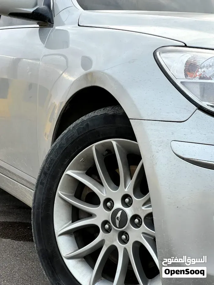 Genesis Sonata 2008 photo 2