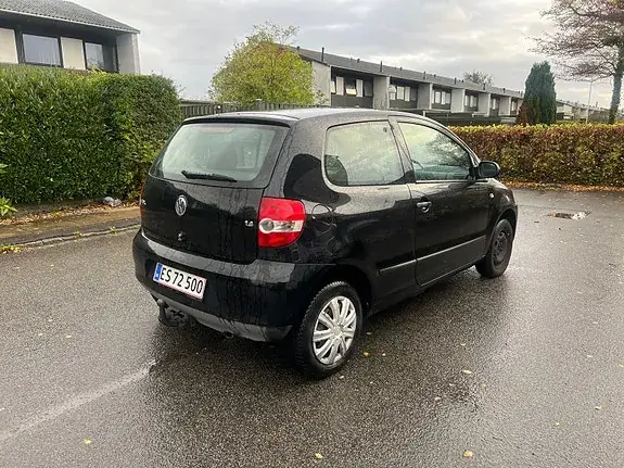 Volkswagen Fox 2006 photo 2