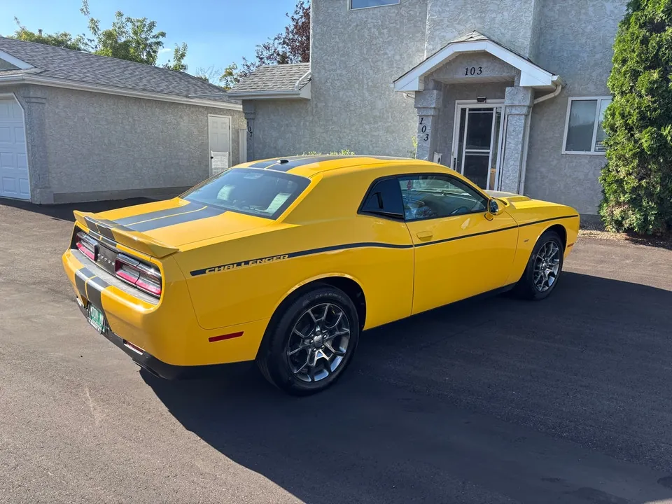 Dodge Challenger 2017 photo 3