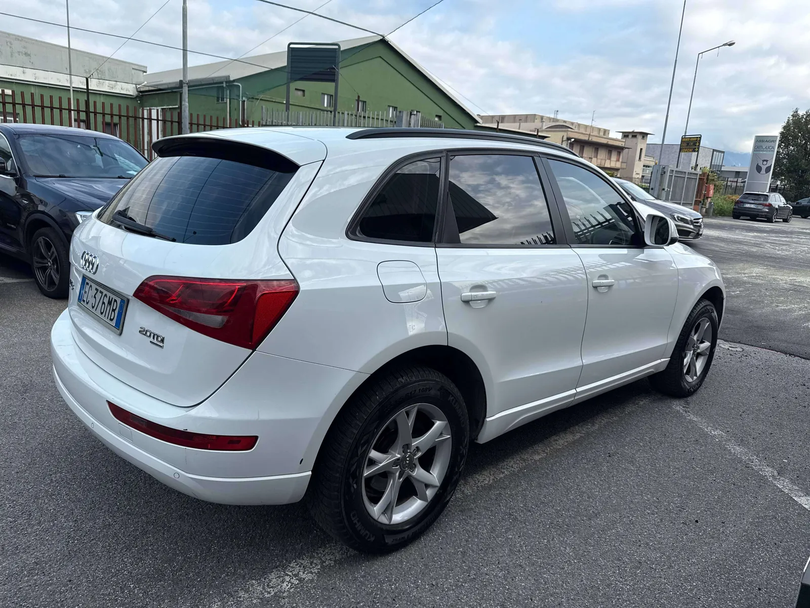 Audi Q5 2010 photo 4