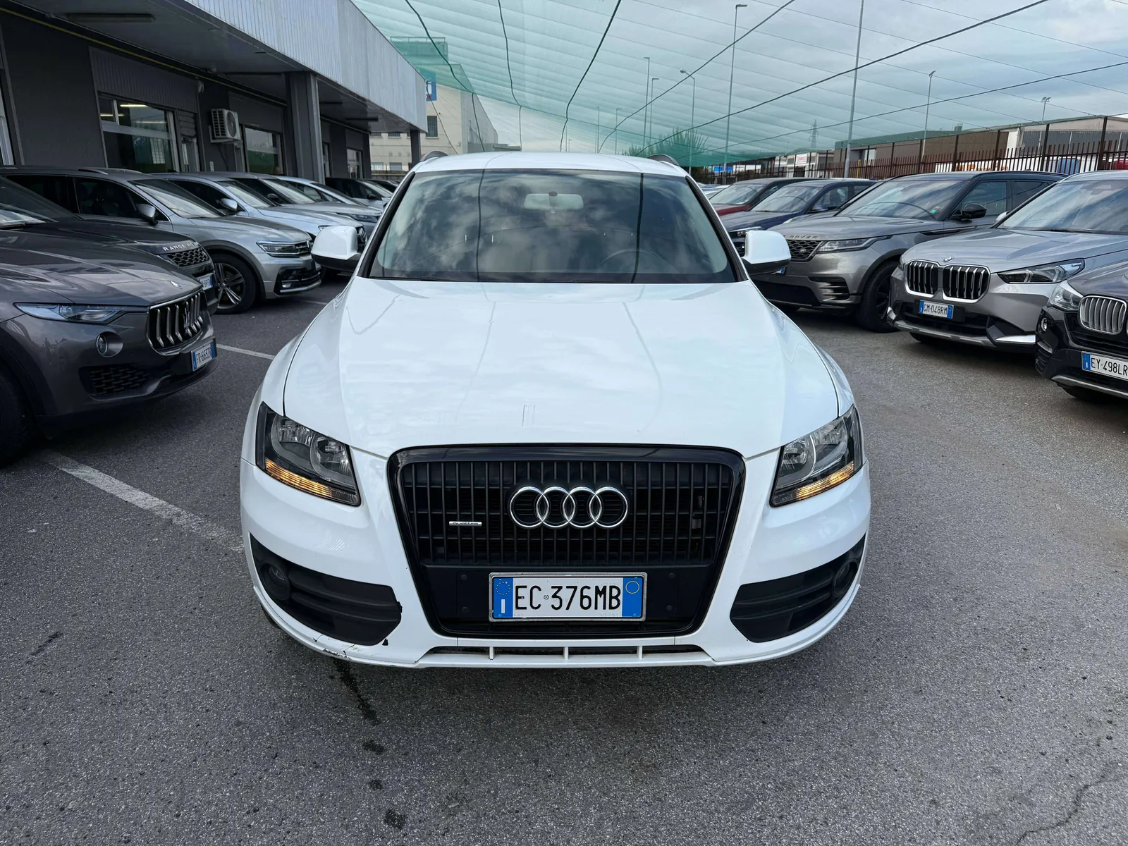 Audi Q5 2010 photo 2