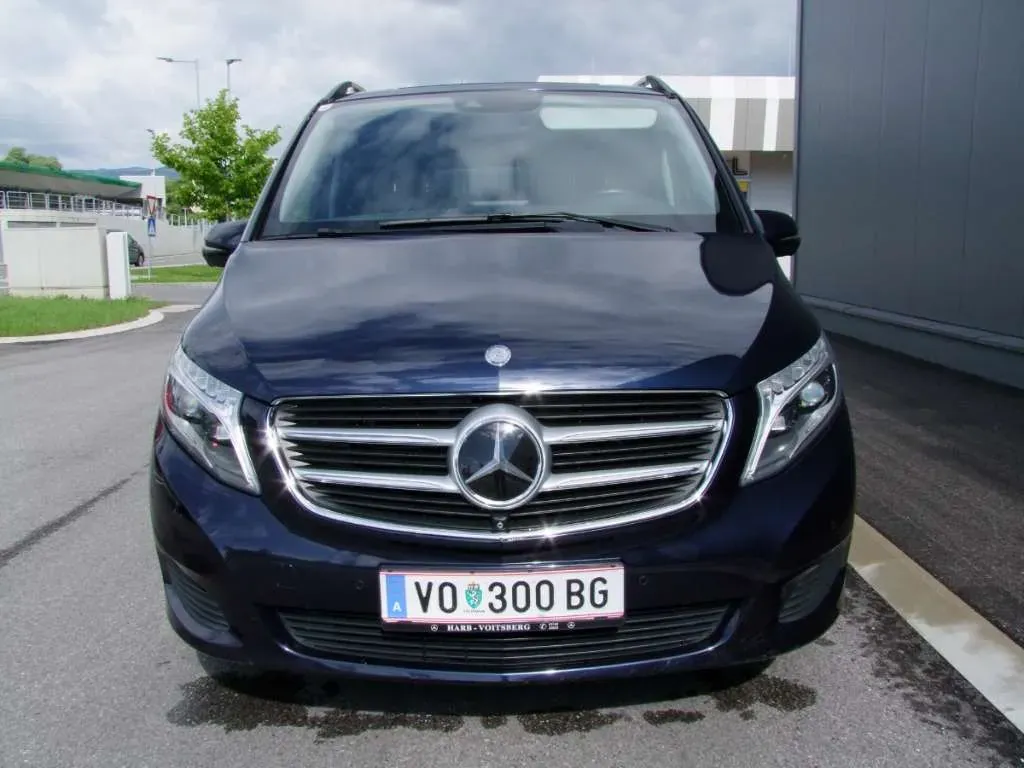 Mercedes-Benz V-Class 2016 photo 2