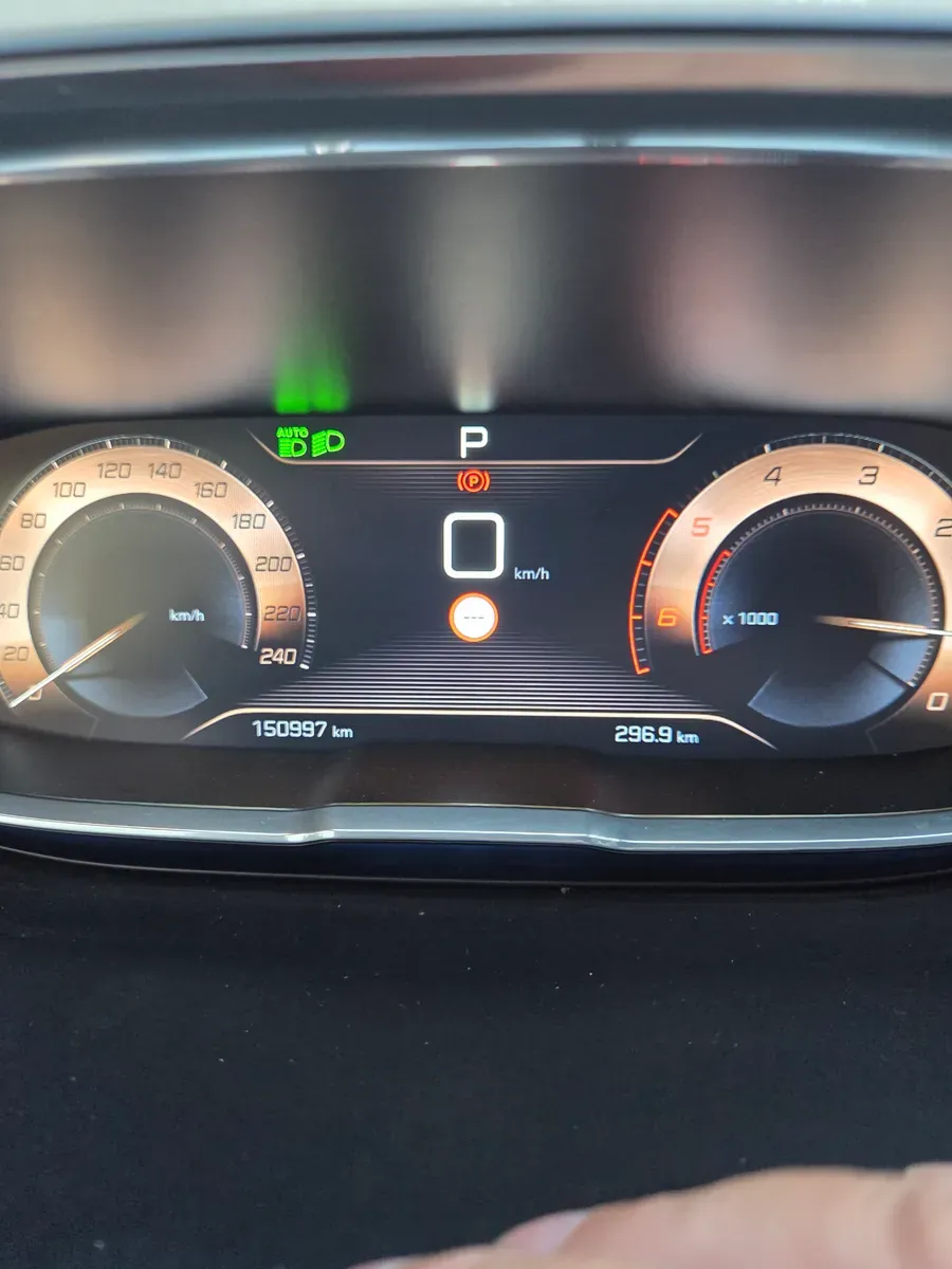 Peugeot 3008 2017 photo 2