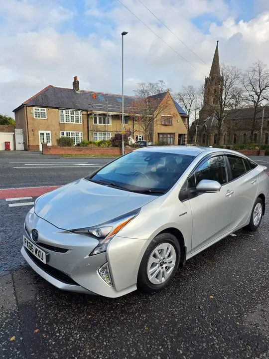 Toyota Prius 2016 photo 4
