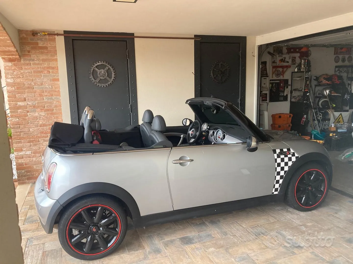 Mini Mini Cooper S Cabrio 2008 photo 2
