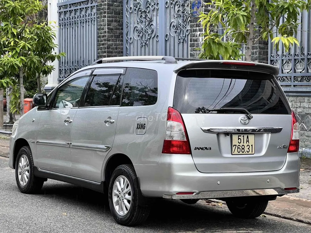 Toyota Innova 2013 photo 4