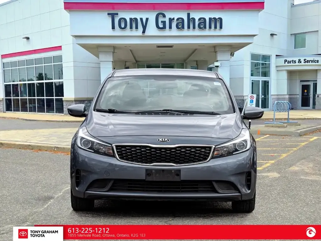 Kia Forte 2018 photo 2