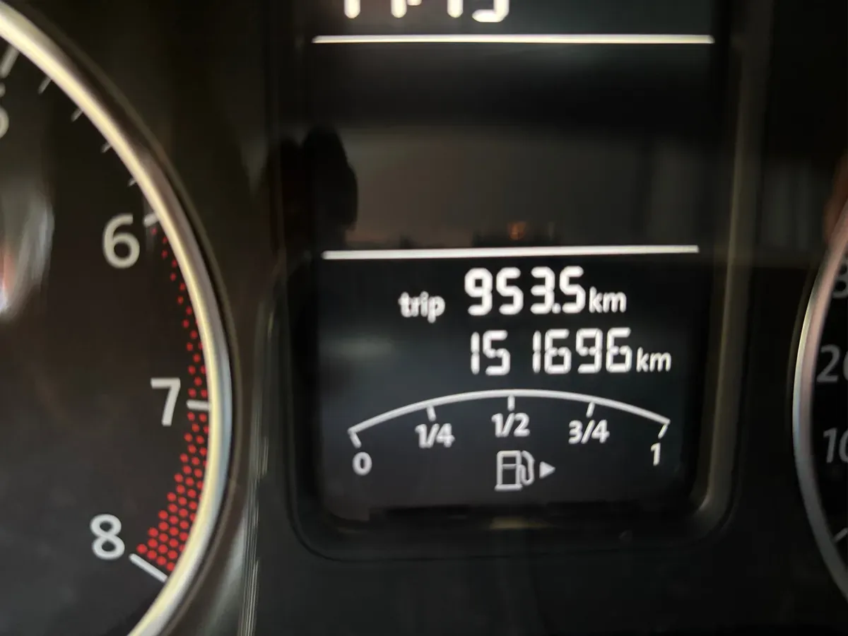 Volkswagen Polo 2012 photo 3