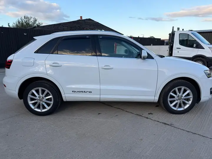 Audi Q3 2013 photo 3
