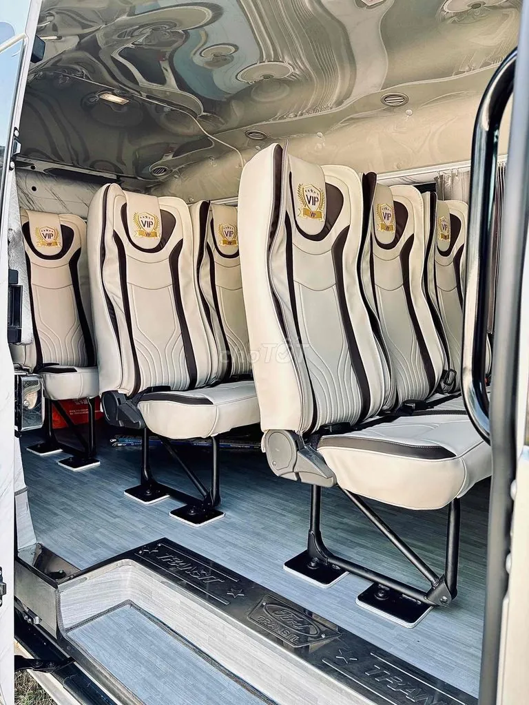 Ford Transit 2023 photo 3
