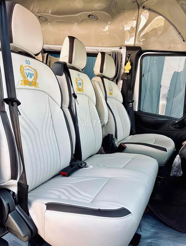 Ford Transit 2023 photo 4
