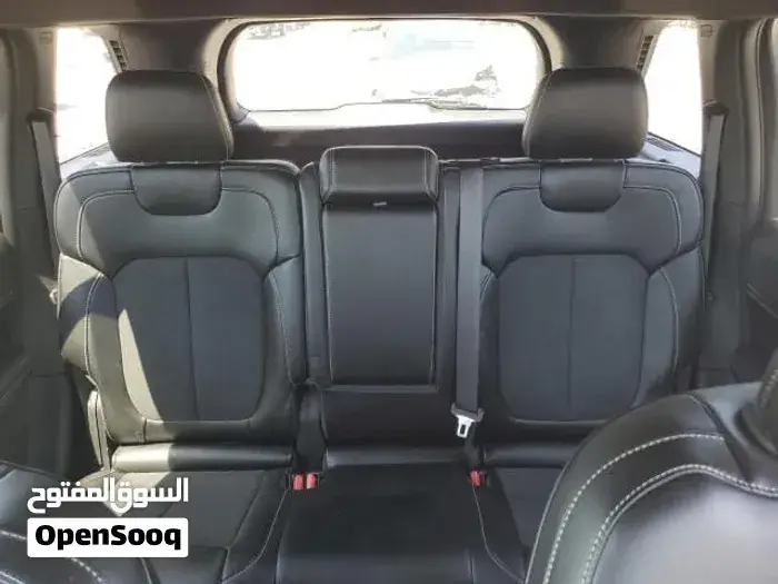 Jeep Grand Cherokee 2024 photo 3