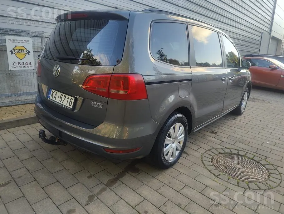 Volkswagen Sharan 2011 photo 4