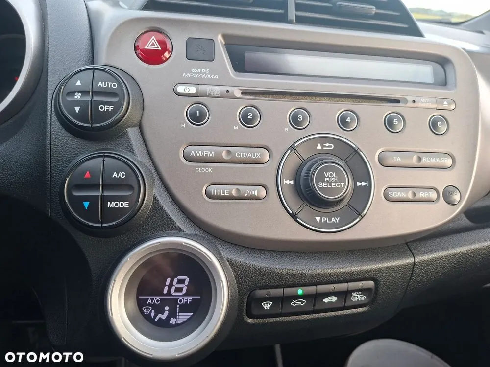 Honda Jazz 2009 photo 2