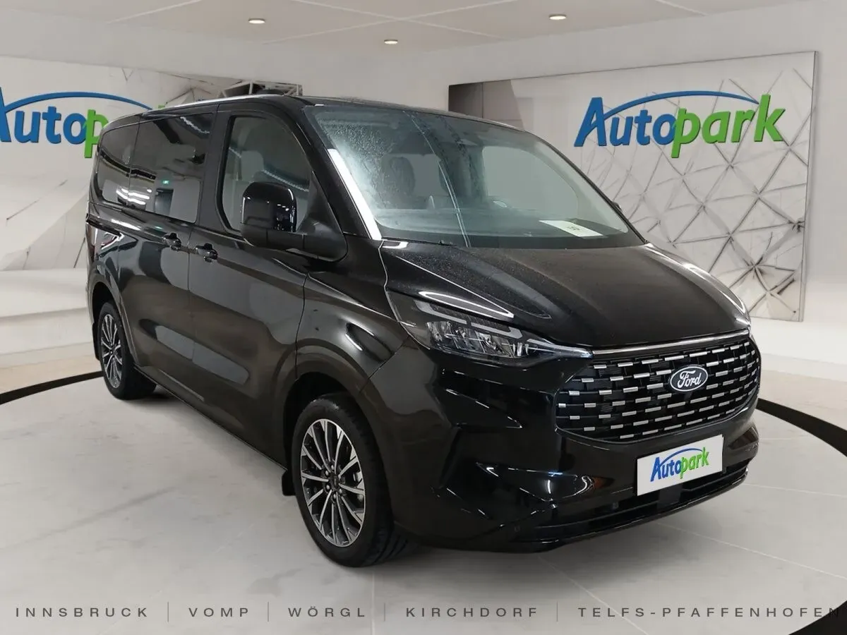 Ford Tourneo photo 3