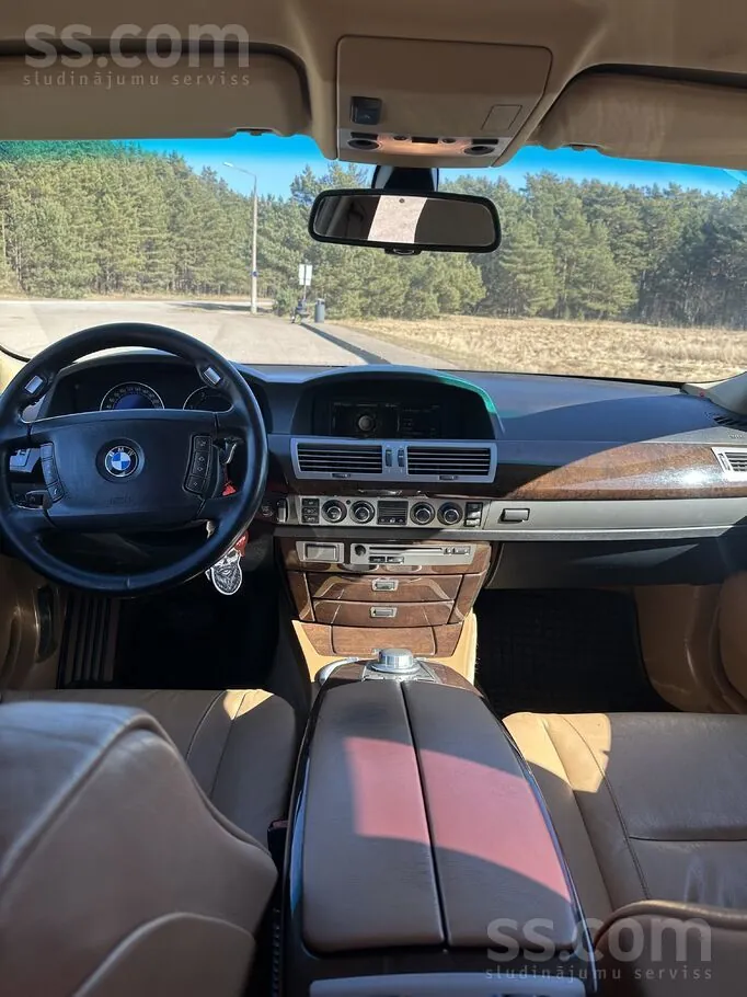 BMW 730 2005 photo 4