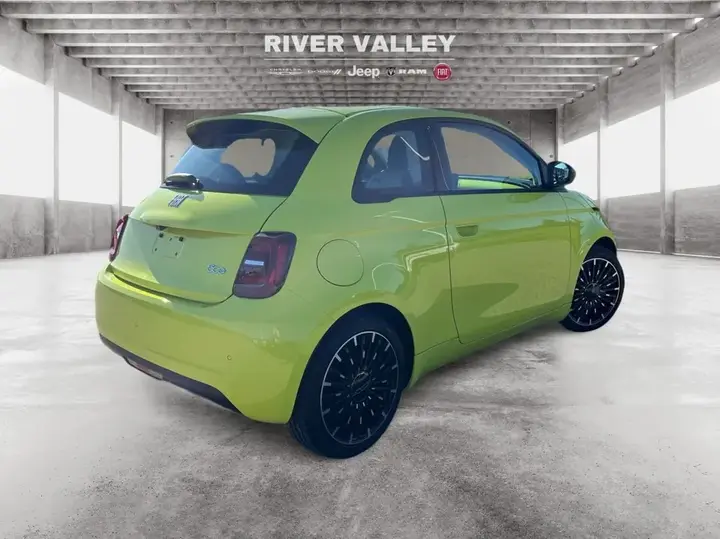 Fiat 500E 2026 photo 3