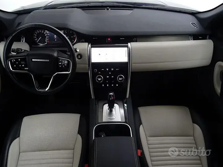 Land Rover Discovery Sport 2022 photo 4
