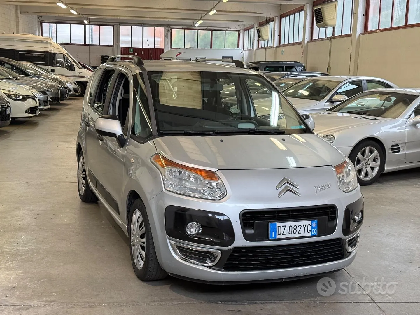 Citroen C3 Picasso 2010 photo 2